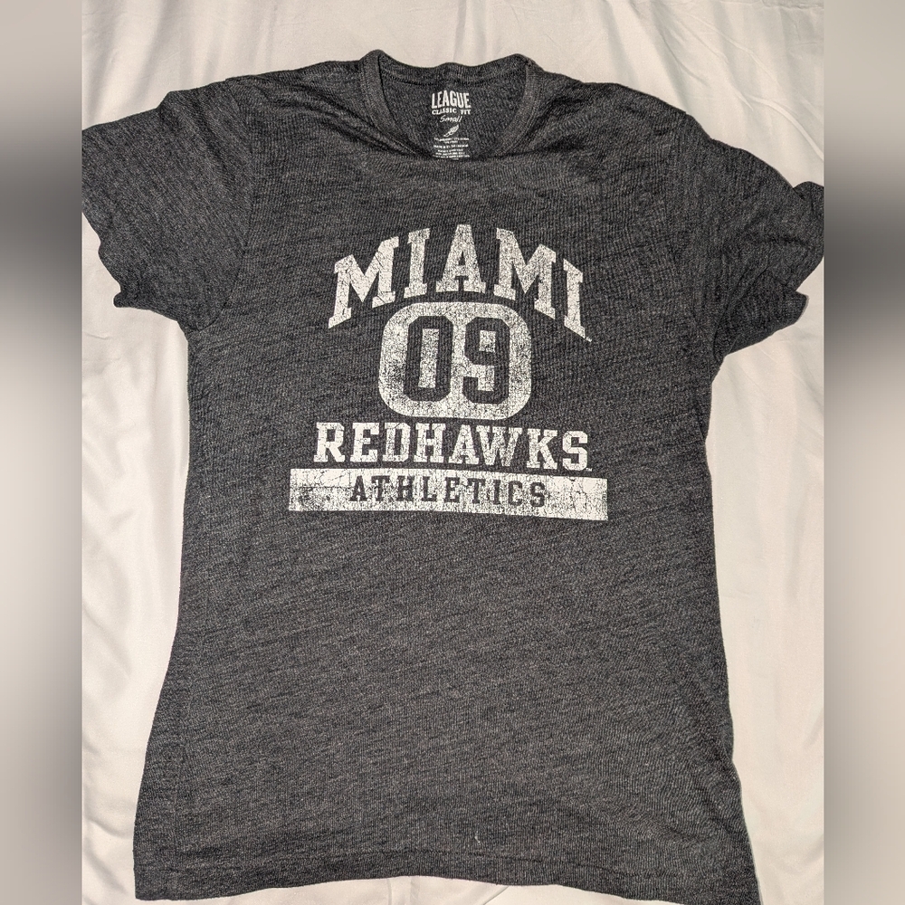 League Vintage Style Women's Small Miami Redhawks Short Sleeve Gray T-shirt